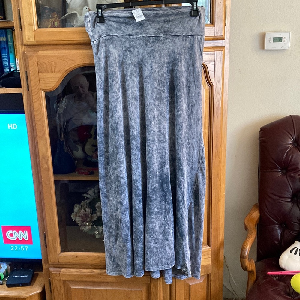 Skirt XL, NWT